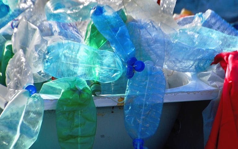plastic-4597957_1280