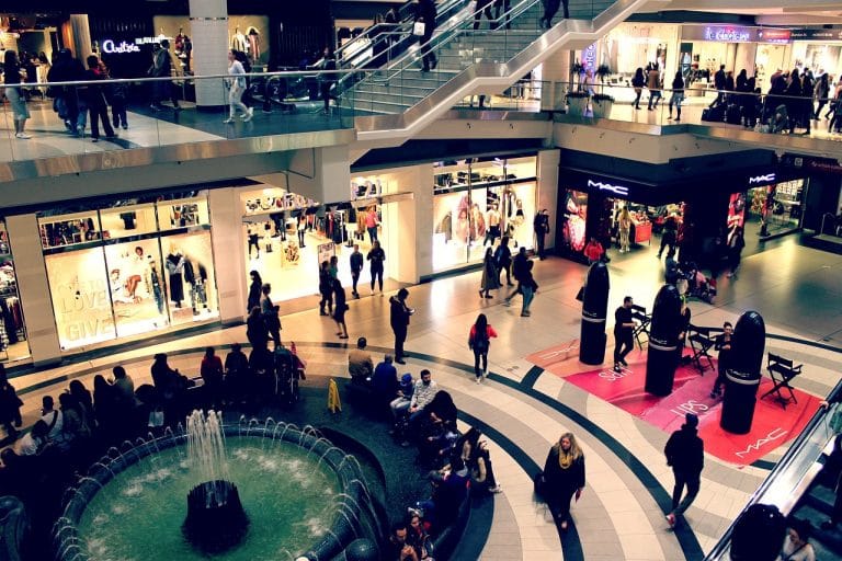 mall-2595002_1280